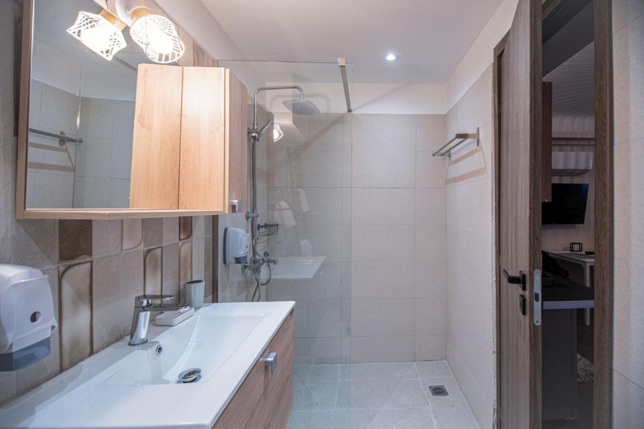 Niki Athens Suites - Cosy Suite In The Historical Center Of Atény Exteriér fotografie